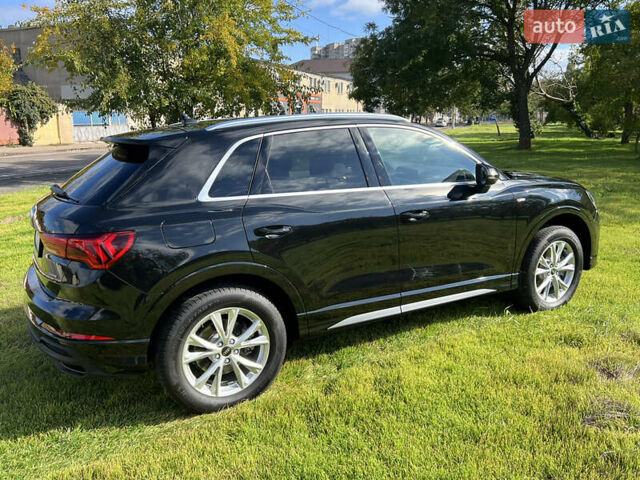 Черный Ауди Ку3, объемом двигателя 1.98 л и пробегом 9 тыс. км за 29500 $, фото 9 на Automoto.ua