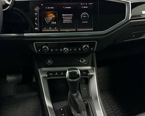 Чорний Ауді Ку3, об'ємом двигуна 1.98 л та пробігом 22 тис. км за 35500 $, фото 22 на Automoto.ua