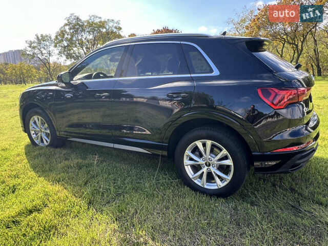 Черный Ауди Ку3, объемом двигателя 1.98 л и пробегом 9 тыс. км за 29500 $, фото 13 на Automoto.ua