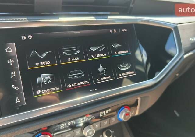 Чорний Ауді Ку3, об'ємом двигуна 2 л та пробігом 28 тис. км за 31400 $, фото 53 на Automoto.ua