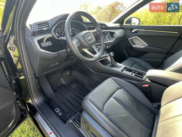 Черный Ауди Ку3, объемом двигателя 1.98 л и пробегом 9 тыс. км за 29500 $, фото 17 на Automoto.ua