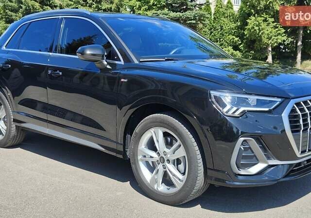 Чорний Ауді Ку3, об'ємом двигуна 2 л та пробігом 28 тис. км за 31400 $, фото 5 на Automoto.ua