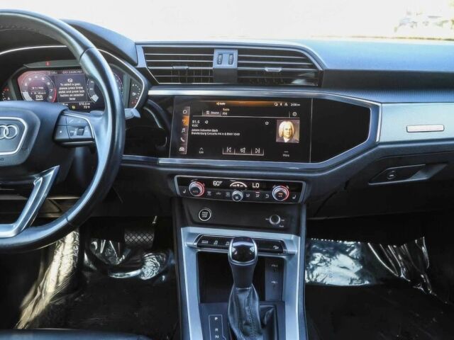 Черный Ауди Ку3, объемом двигателя 2 л и пробегом 14 тыс. км за 14500 $, фото 5 на Automoto.ua