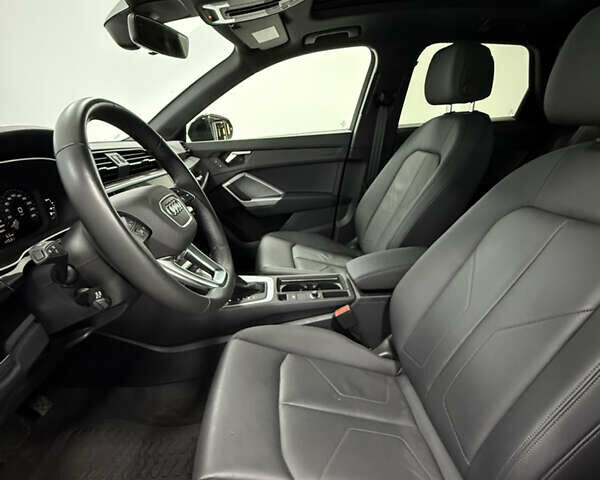 Чорний Ауді Ку3, об'ємом двигуна 1.98 л та пробігом 22 тис. км за 35500 $, фото 17 на Automoto.ua