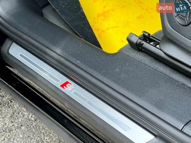 Черный Ауди Ку3, объемом двигателя 1.98 л и пробегом 1 тыс. км за 52499 $, фото 44 на Automoto.ua