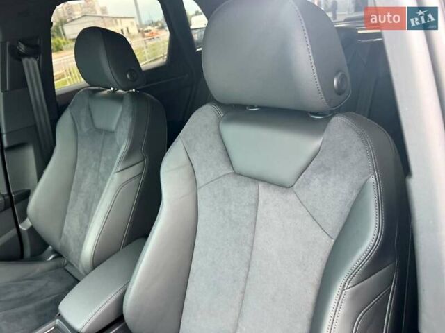 Черный Ауди Ку3, объемом двигателя 1.98 л и пробегом 1 тыс. км за 52499 $, фото 47 на Automoto.ua