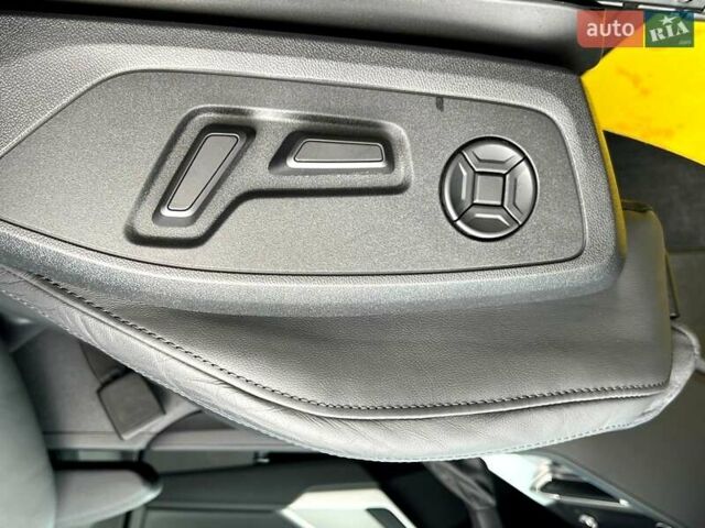 Черный Ауди Ку3, объемом двигателя 1.98 л и пробегом 1 тыс. км за 52499 $, фото 45 на Automoto.ua