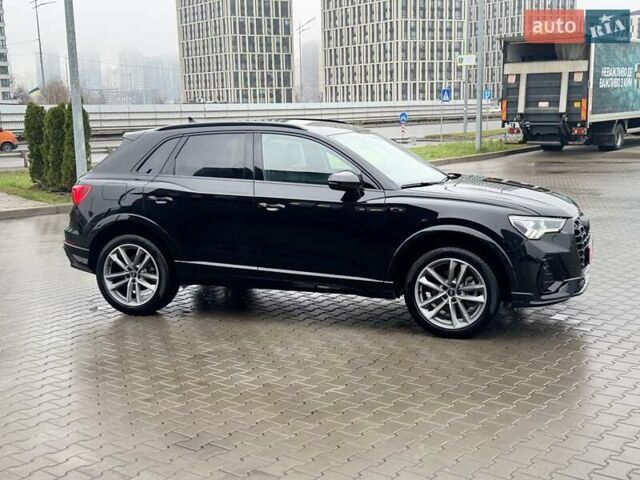 Чорний Ауді Ку3, об'ємом двигуна 1.98 л та пробігом 6 тис. км за 30900 $, фото 2 на Automoto.ua