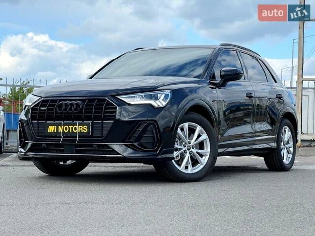 Черный Ауди Ку3, объемом двигателя 1.98 л и пробегом 1 тыс. км за 52499 $, фото 2 на Automoto.ua