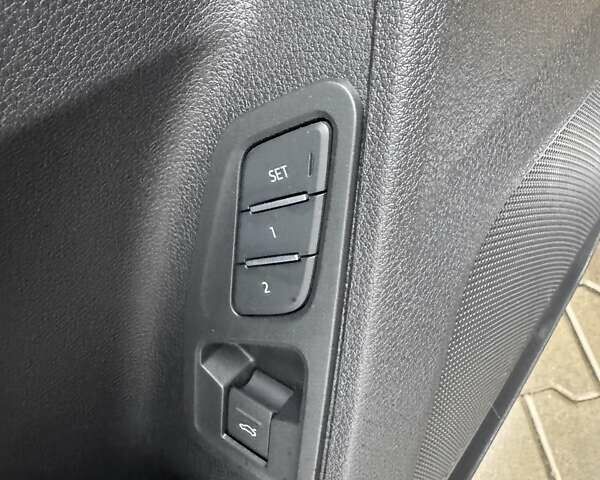 Чорний Ауді Ку3, об'ємом двигуна 1.98 л та пробігом 6 тис. км за 30900 $, фото 23 на Automoto.ua