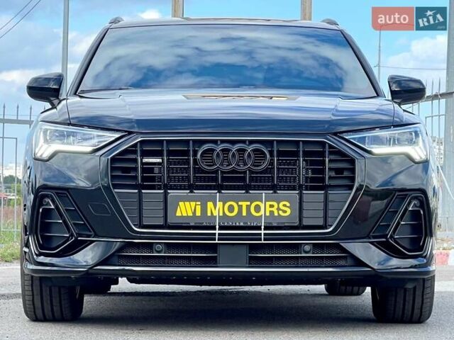 Черный Ауди Ку3, объемом двигателя 1.98 л и пробегом 1 тыс. км за 52499 $, фото 4 на Automoto.ua