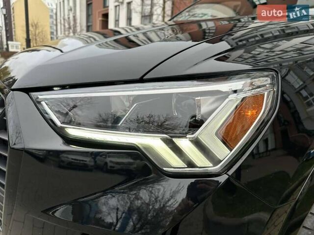 Черный Ауди Ку3, объемом двигателя 1.98 л и пробегом 16 тыс. км за 36950 $, фото 21 на Automoto.ua