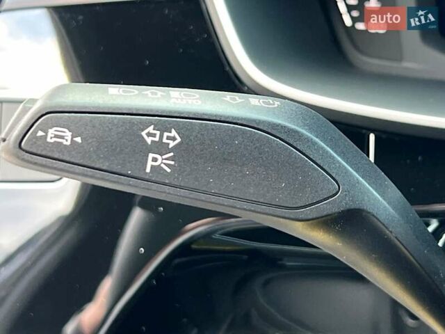 Черный Ауди Ку3, объемом двигателя 1.98 л и пробегом 1 тыс. км за 52499 $, фото 54 на Automoto.ua