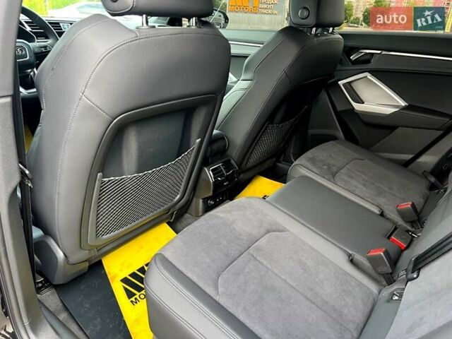 Черный Ауди Ку3, объемом двигателя 1.98 л и пробегом 1 тыс. км за 52499 $, фото 72 на Automoto.ua