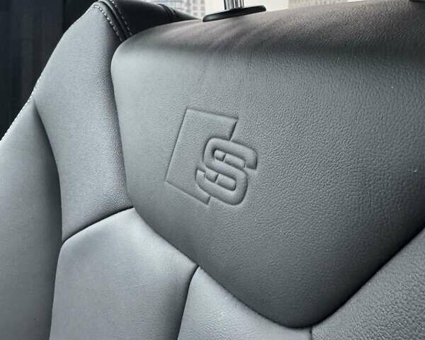 Чорний Ауді Ку3, об'ємом двигуна 1.98 л та пробігом 6 тис. км за 30900 $, фото 30 на Automoto.ua