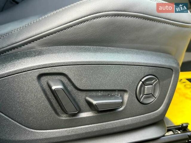 Черный Ауди Ку3, объемом двигателя 1.98 л и пробегом 1 тыс. км за 52499 $, фото 89 на Automoto.ua