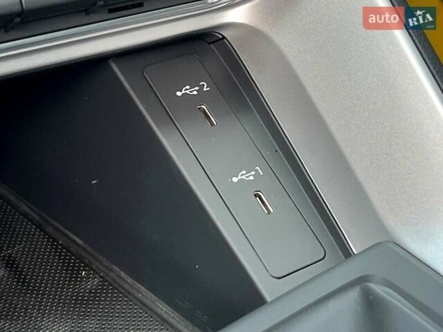 Черный Ауди Ку3, объемом двигателя 1.98 л и пробегом 1 тыс. км за 52499 $, фото 63 на Automoto.ua