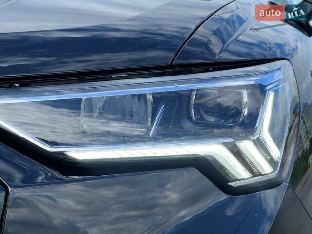 Черный Ауди Ку3, объемом двигателя 1.98 л и пробегом 1 тыс. км за 52499 $, фото 16 на Automoto.ua