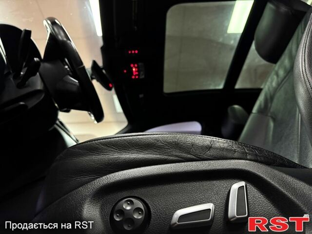 Червоний Ауді Ку3, об'ємом двигуна 2 л та пробігом 94 тис. км за 16600 $, фото 9 на Automoto.ua