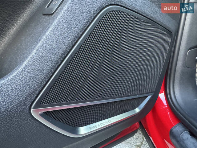 Червоний Ауді Ку3, об'ємом двигуна 1.98 л та пробігом 122 тис. км за 25900 $, фото 12 на Automoto.ua