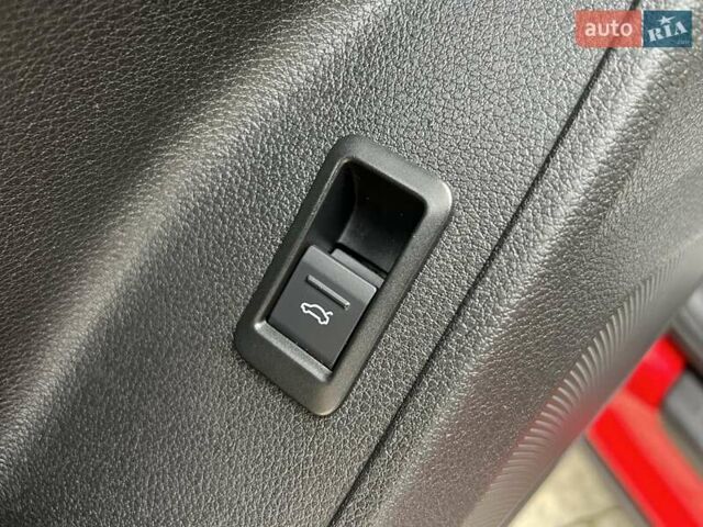 Красный Ауди Ку3, объемом двигателя 2 л и пробегом 226 тыс. км за 19900 $, фото 48 на Automoto.ua