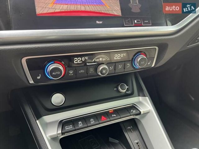 Красный Ауди Ку3, объемом двигателя 2 л и пробегом 226 тыс. км за 19900 $, фото 27 на Automoto.ua