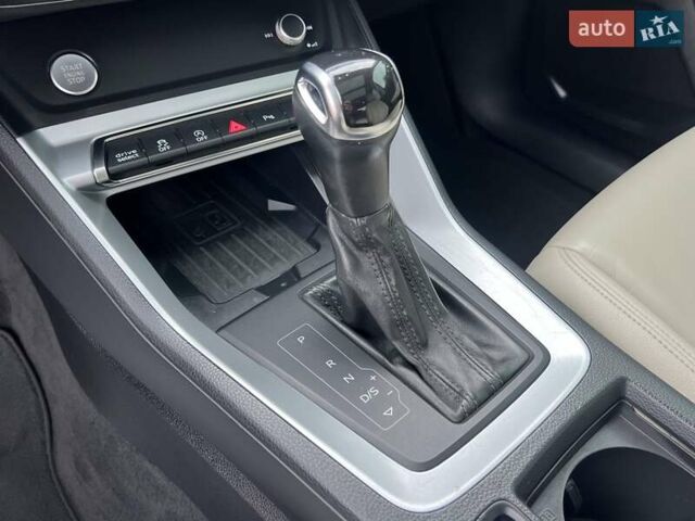 Красный Ауди Ку3, объемом двигателя 2 л и пробегом 226 тыс. км за 19900 $, фото 25 на Automoto.ua