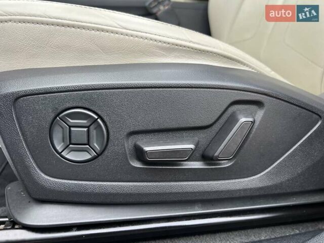 Красный Ауди Ку3, объемом двигателя 2 л и пробегом 226 тыс. км за 19900 $, фото 47 на Automoto.ua