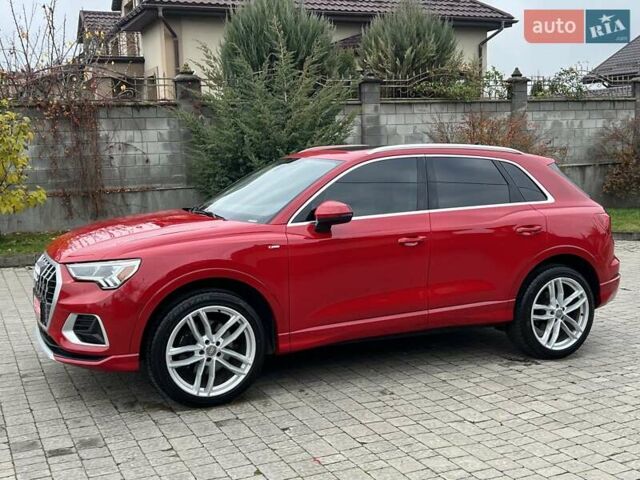 Красный Ауди Ку3, объемом двигателя 2 л и пробегом 226 тыс. км за 19900 $, фото 2 на Automoto.ua