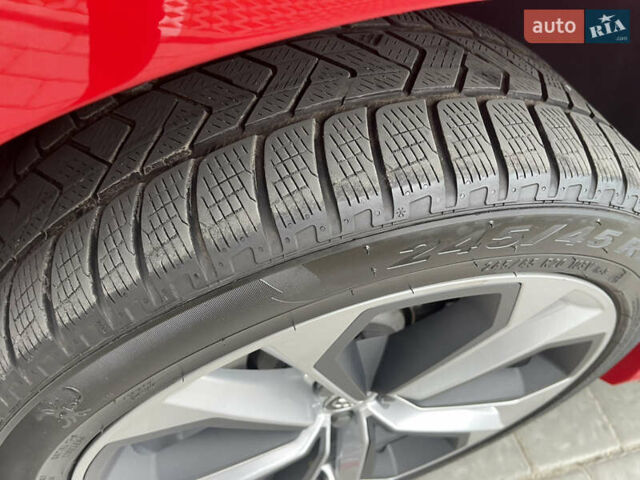 Красный Ауди Ку3, объемом двигателя 2 л и пробегом 95 тыс. км за 27700 $, фото 17 на Automoto.ua