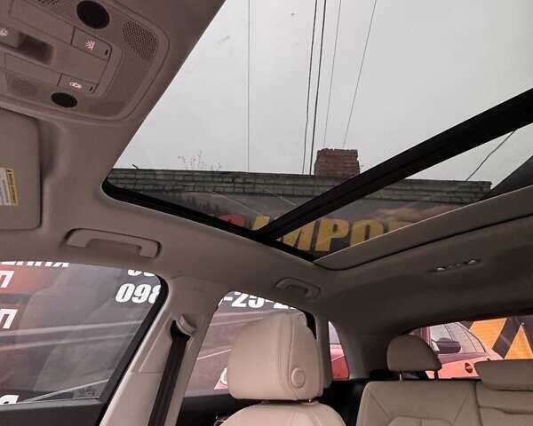 Червоний Ауді Ку3, об'ємом двигуна 1.98 л та пробігом 101 тис. км за 23500 $, фото 27 на Automoto.ua