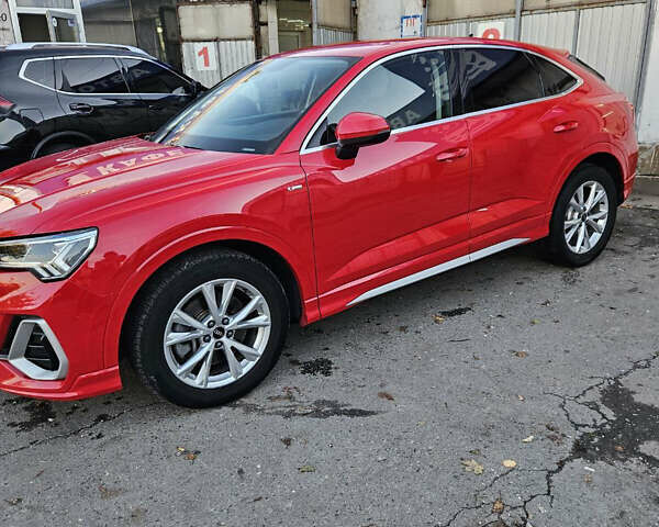 Ауди Ку3 2021 в Харькове на Automoto.ua Красный Ауди Ку3, объемом двигателя 1.98 л и пробегом 95 тыс. км за 33000 $, фото 1 на Automoto.ua