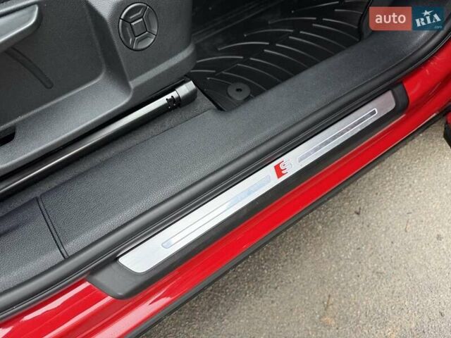 Красный Ауди Ку3, объемом двигателя 1.98 л и пробегом 95 тыс. км за 33700 $, фото 55 на Automoto.ua