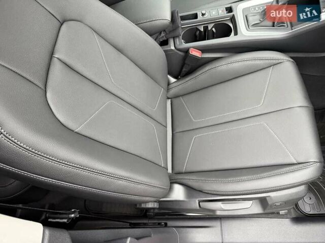 Красный Ауди Ку3, объемом двигателя 1.98 л и пробегом 95 тыс. км за 33700 $, фото 42 на Automoto.ua