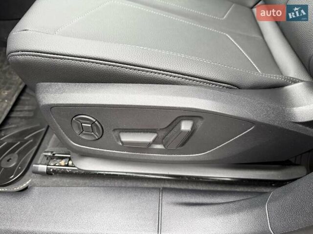 Красный Ауди Ку3, объемом двигателя 1.98 л и пробегом 95 тыс. км за 33700 $, фото 40 на Automoto.ua