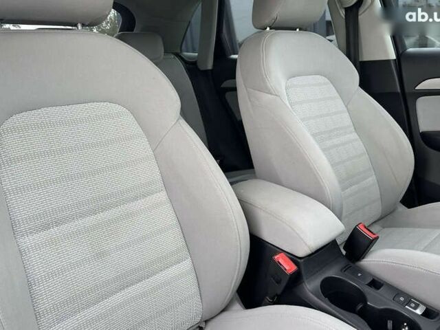 Ауді Ку3, об'ємом двигуна 2 л та пробігом 223 тис. км за 15900 $, фото 24 на Automoto.ua