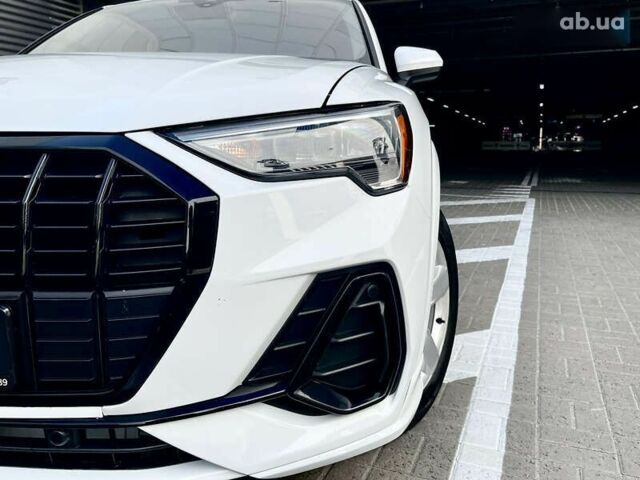 Ауди Ку3, объемом двигателя 2 л и пробегом 108 тыс. км за 19999 $, фото 5 на Automoto.ua