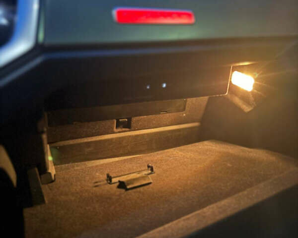 Ауди Ку3, объемом двигателя 1.98 л и пробегом 23 тыс. км за 38000 $, фото 11 на Automoto.ua