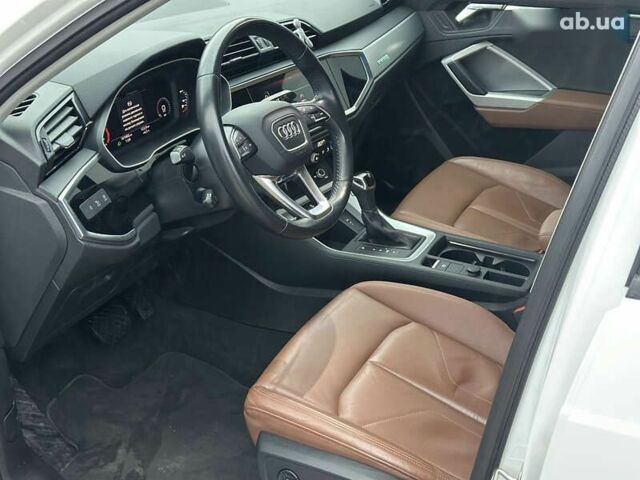 Ауді Ку3, об'ємом двигуна 2 л та пробігом 100 тис. км за 26500 $, фото 19 на Automoto.ua