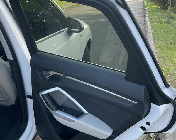 Ауди Ку3, объемом двигателя 1.98 л и пробегом 28 тыс. км за 26500 $, фото 30 на Automoto.ua