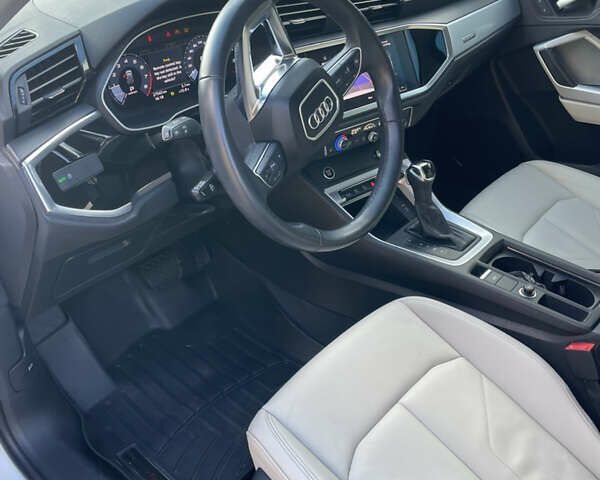 Ауди Ку3, объемом двигателя 1.98 л и пробегом 28 тыс. км за 26500 $, фото 22 на Automoto.ua