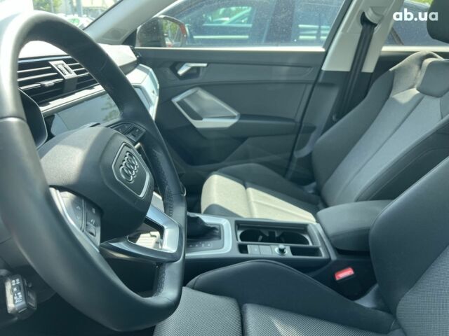 Ауди Ку3 2023 в Киеве на Automoto.ua Ауди Ку3, объемом двигателя 2 л и пробегом 4 тыс. км за 45537 $, фото 18 на Automoto.ua