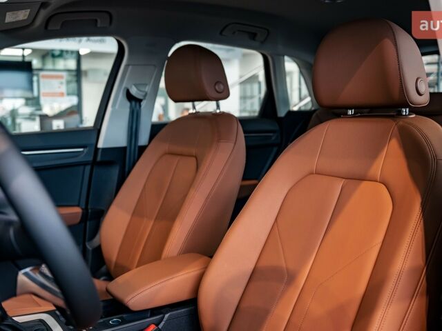 Ауди Ку3 2024 года купить новое авто Ауди Ку3 2024 года от официального дилера Порше Захід Ауди фото