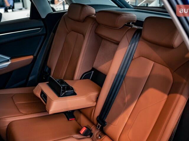 Ауди Ку3 2024 года купить новое авто Ауди Ку3 2024 года от официального дилера Порше Захід Ауди фото