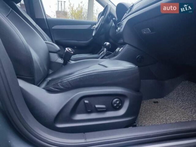 Сірий Ауді Ку3, об'ємом двигуна 2 л та пробігом 179 тис. км за 21500 $, фото 4 на Automoto.ua