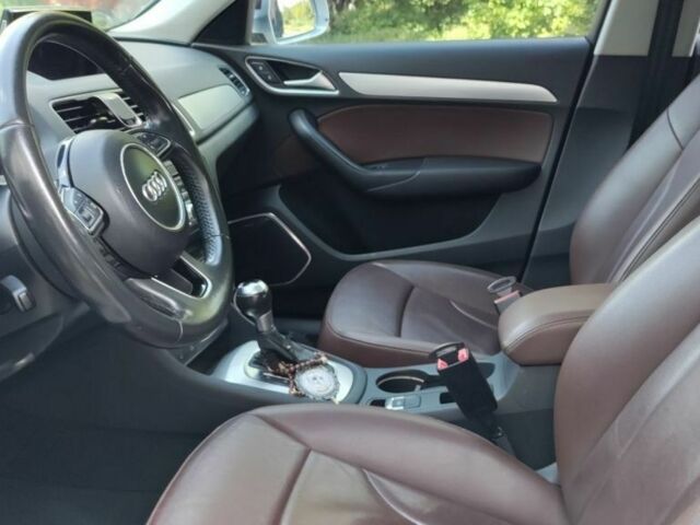 Сірий Ауді Ку3, об'ємом двигуна 2 л та пробігом 128 тис. км за 15700 $, фото 4 на Automoto.ua