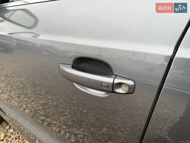 Серый Ауди Ку3, объемом двигателя 1.98 л и пробегом 119 тыс. км за 15300 $, фото 13 на Automoto.ua