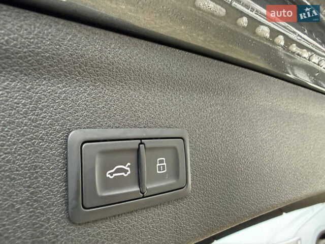 Серый Ауди Ку3, объемом двигателя 1.98 л и пробегом 119 тыс. км за 15300 $, фото 36 на Automoto.ua