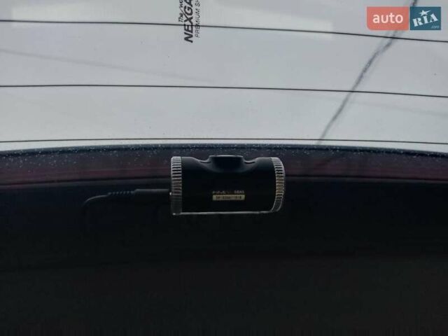 Сірий Ауді Ку3, об'ємом двигуна 2 л та пробігом 179 тис. км за 21500 $, фото 3 на Automoto.ua