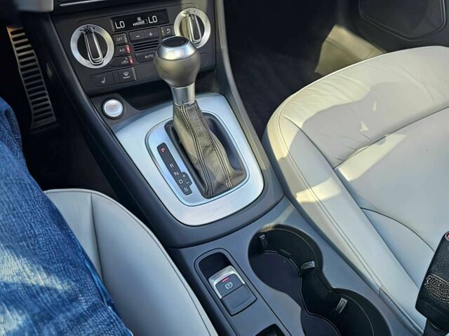 Серый Ауди Ку3, объемом двигателя 2 л и пробегом 74 тыс. км за 6000 $, фото 8 на Automoto.ua